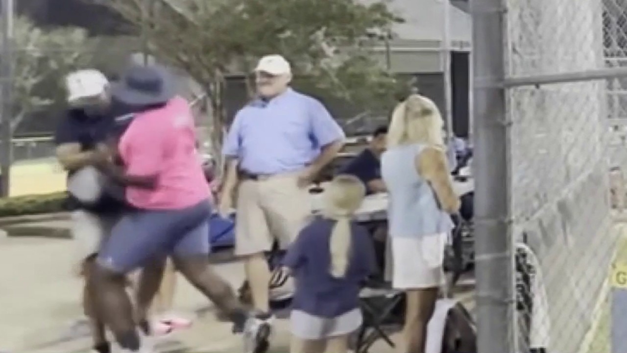 2 charged after fight at Sugar Land softball game