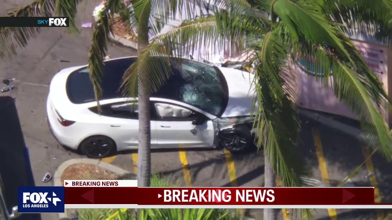 Deadly crash near Trader Joe's at The Grove