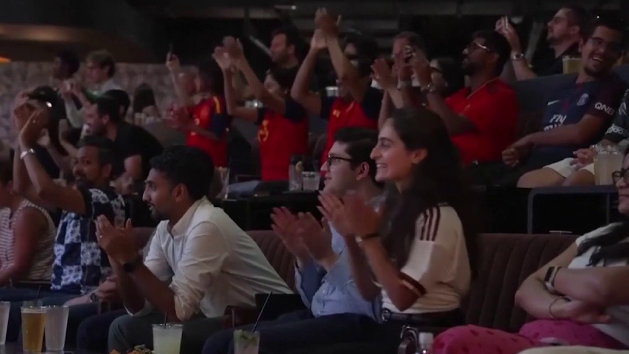 FIFA fans can watch matches in VR at Cosm