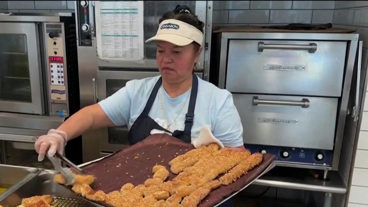 Coalition of community organizations, labor leaders call for $30 minimum wage in Alameda County