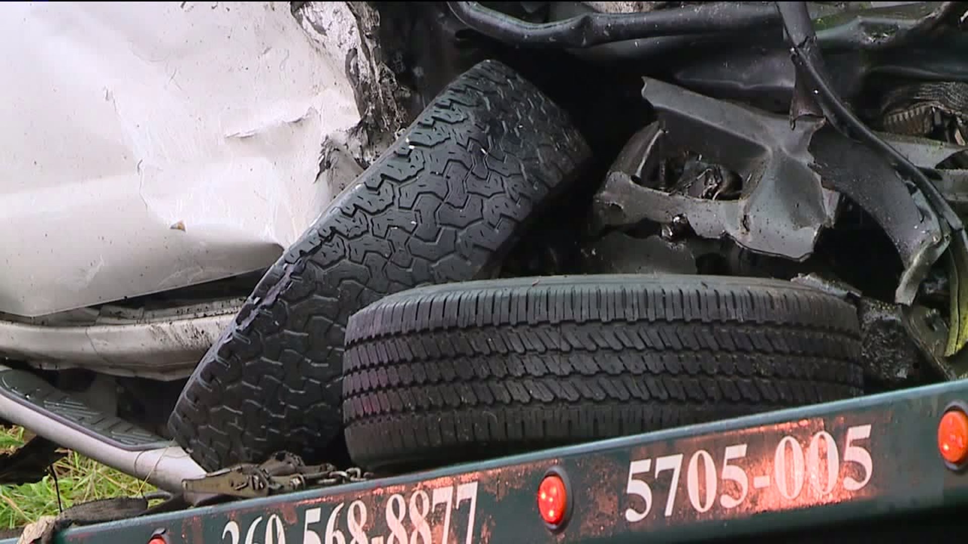 Several hurt in crash on US 2