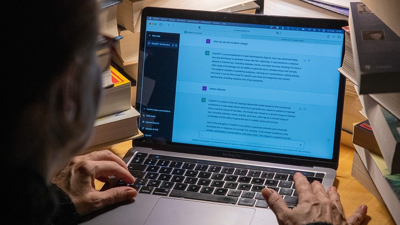 New Illinois guidelines for how schools should navigate AI written by AI