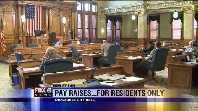 Common Council votes on pay raises for city employees