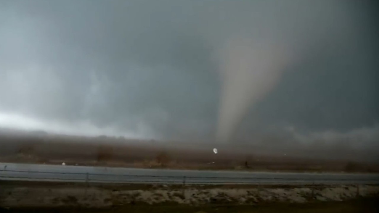 Illinois has recorded more tornadoes this year than any other state since 2015 | ChicagoLIVE