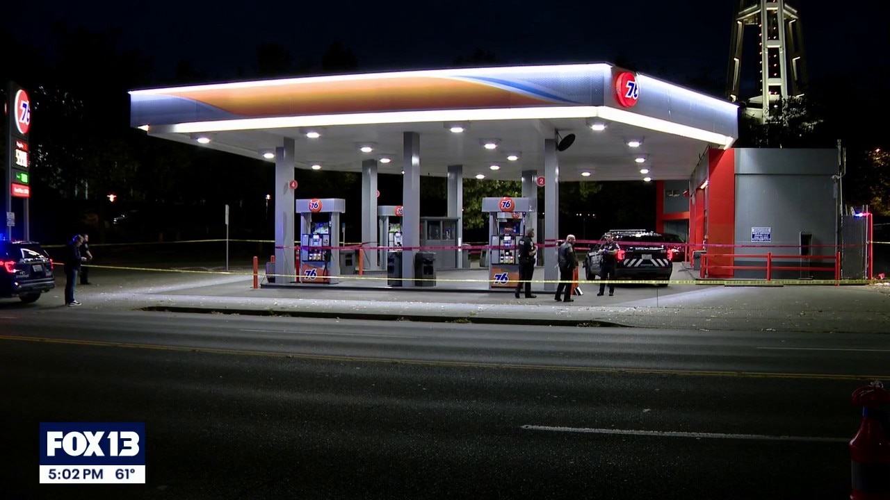 Clerk shot, killed inside gas station near Seattle Center