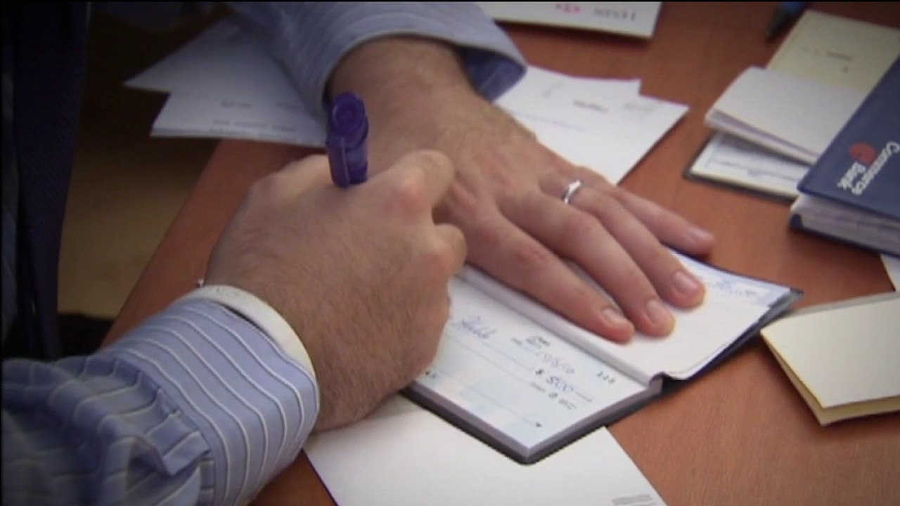 Monday management on a budget