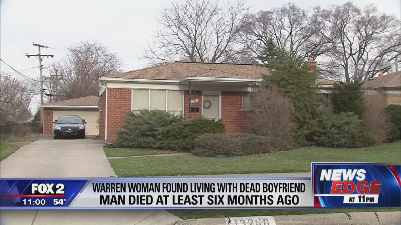 Warren woman found to have been living with dead boyfriend for months