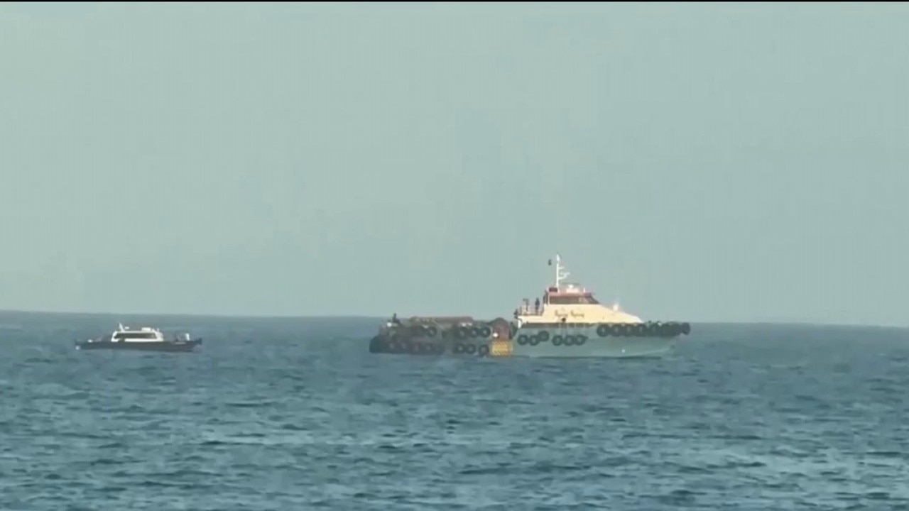 Iran war: U.S. sets deadline to reopen Strait of Hormuz, as threats are made against Trump