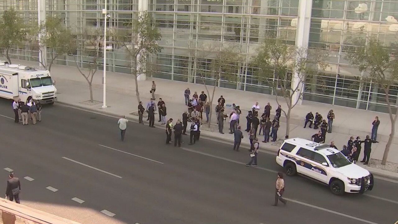 Security officer hurt following drive by shooting outside federal courthouse in Phoenix