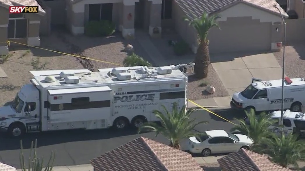 2 dead after gunfight between couples in Mesa