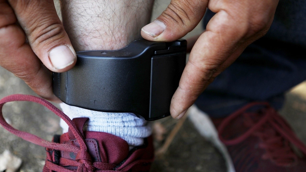 Chicago-area lawmaker calls for electronic monitoring reform after CTA worker's killing