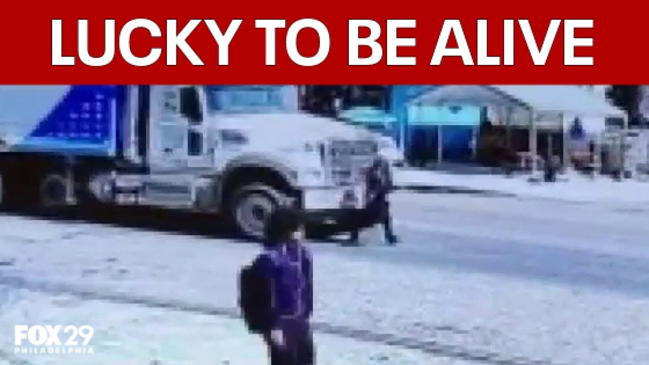 Teen run over by dump truck in Northeast Philly 