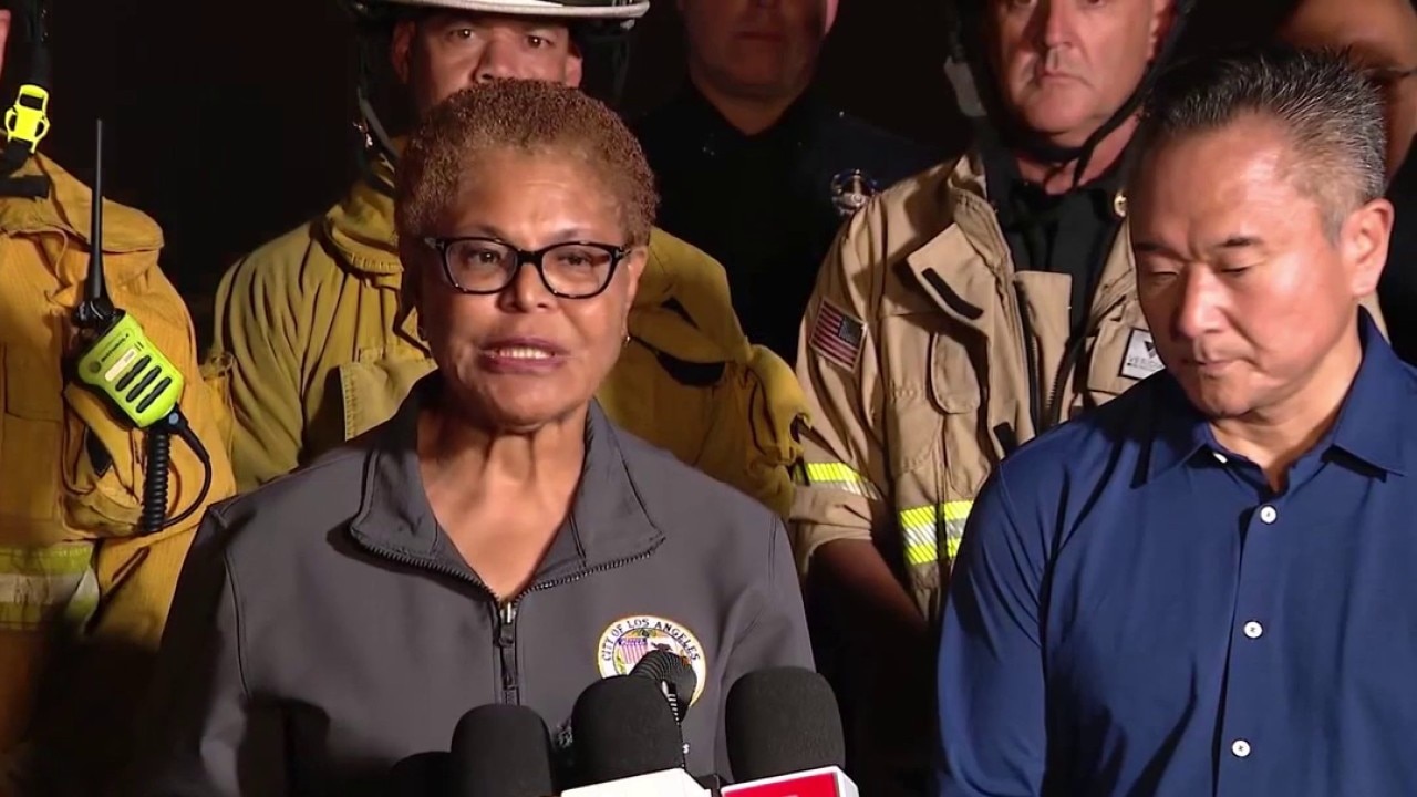 Officials offer sympathy for NBCLA chopper crash victims