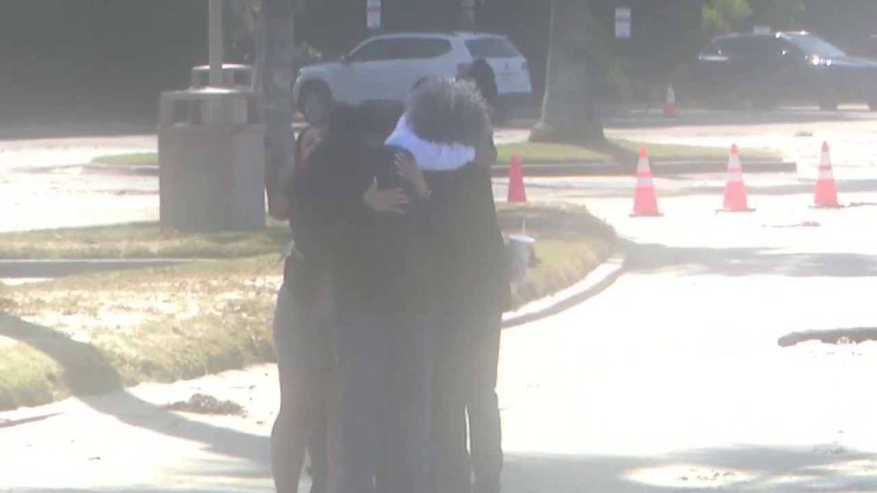 Search continues for girl swept into ocean