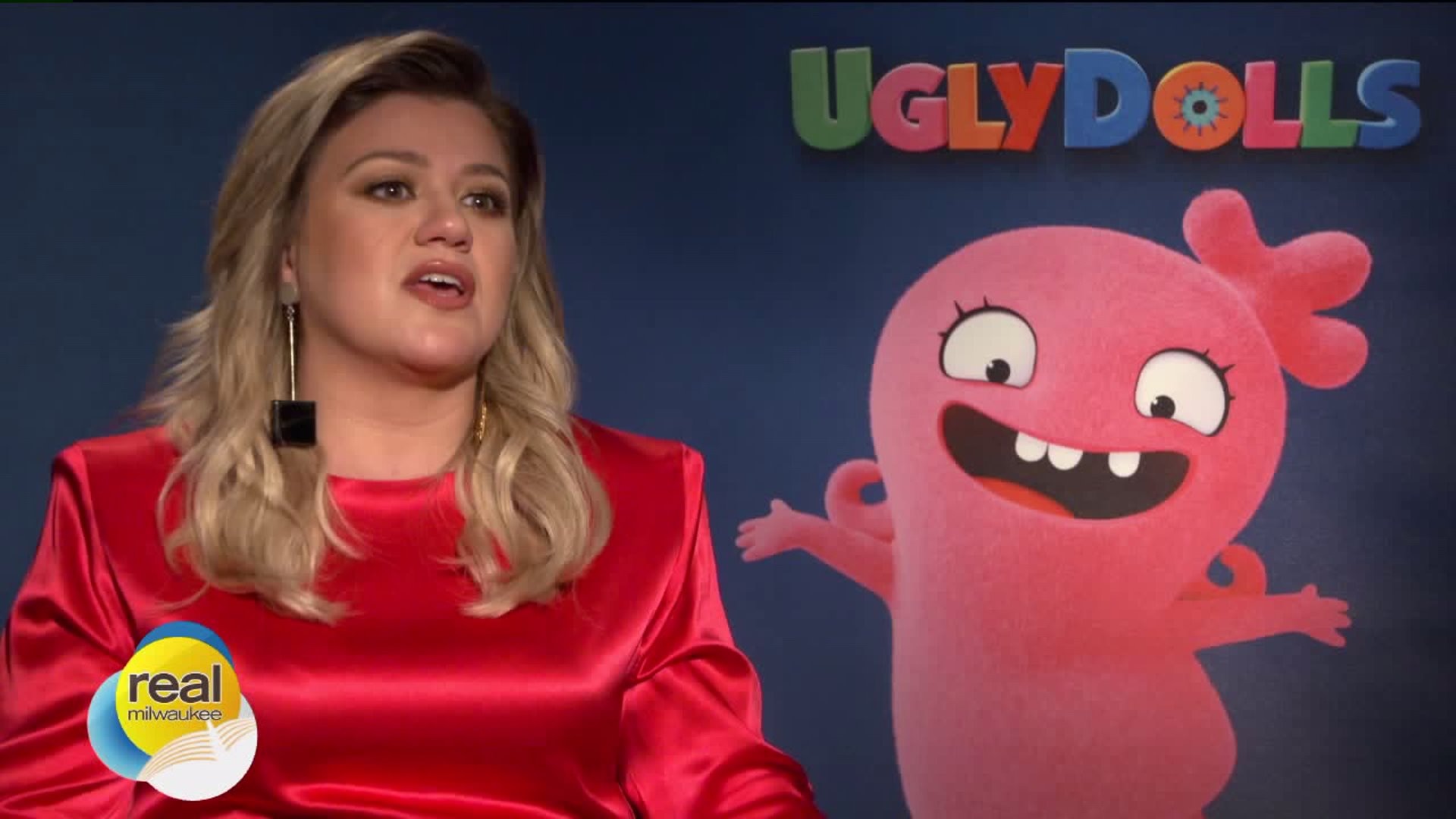 Gino talks with Kelly Clarkson about "UglyDolls"