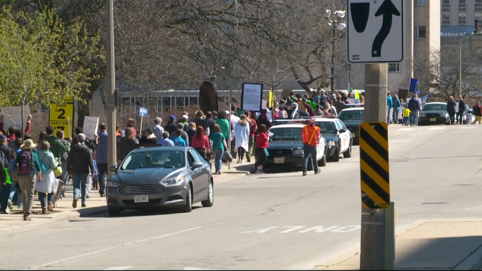 Earth Day event brings hundreds together in Red Arrow Park