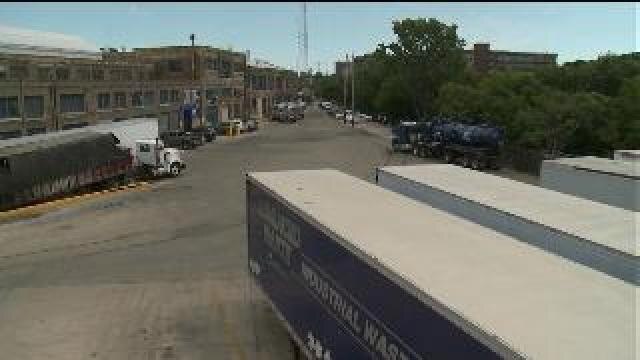 Debate over smell coming from Milwaukee business