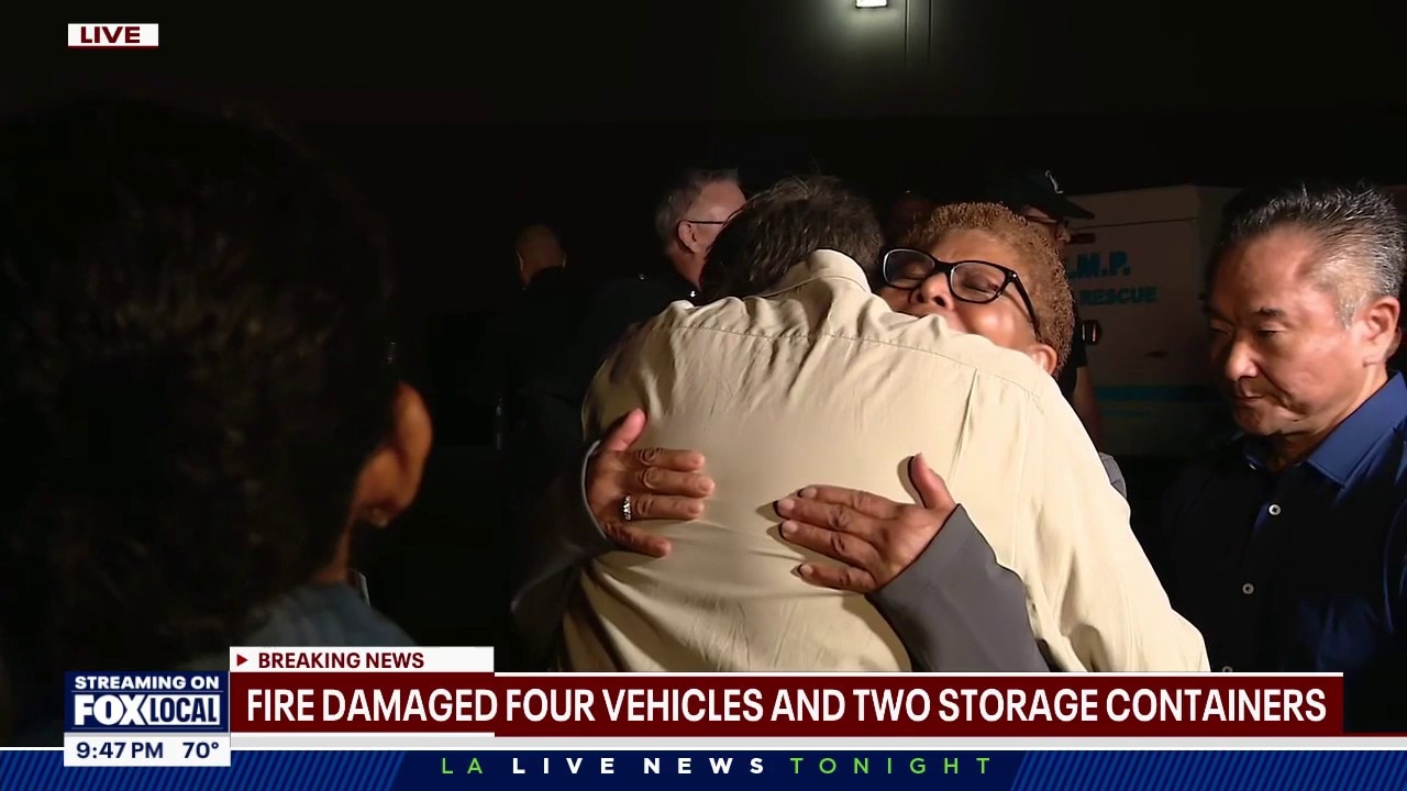 NBC4 reporter comforted by Mayor amid crash