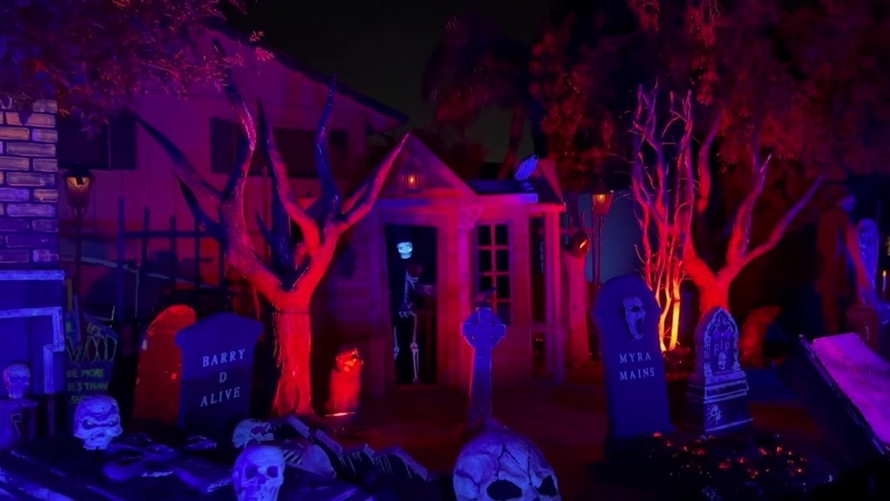 Scottsdale haunted house draws massive crowds