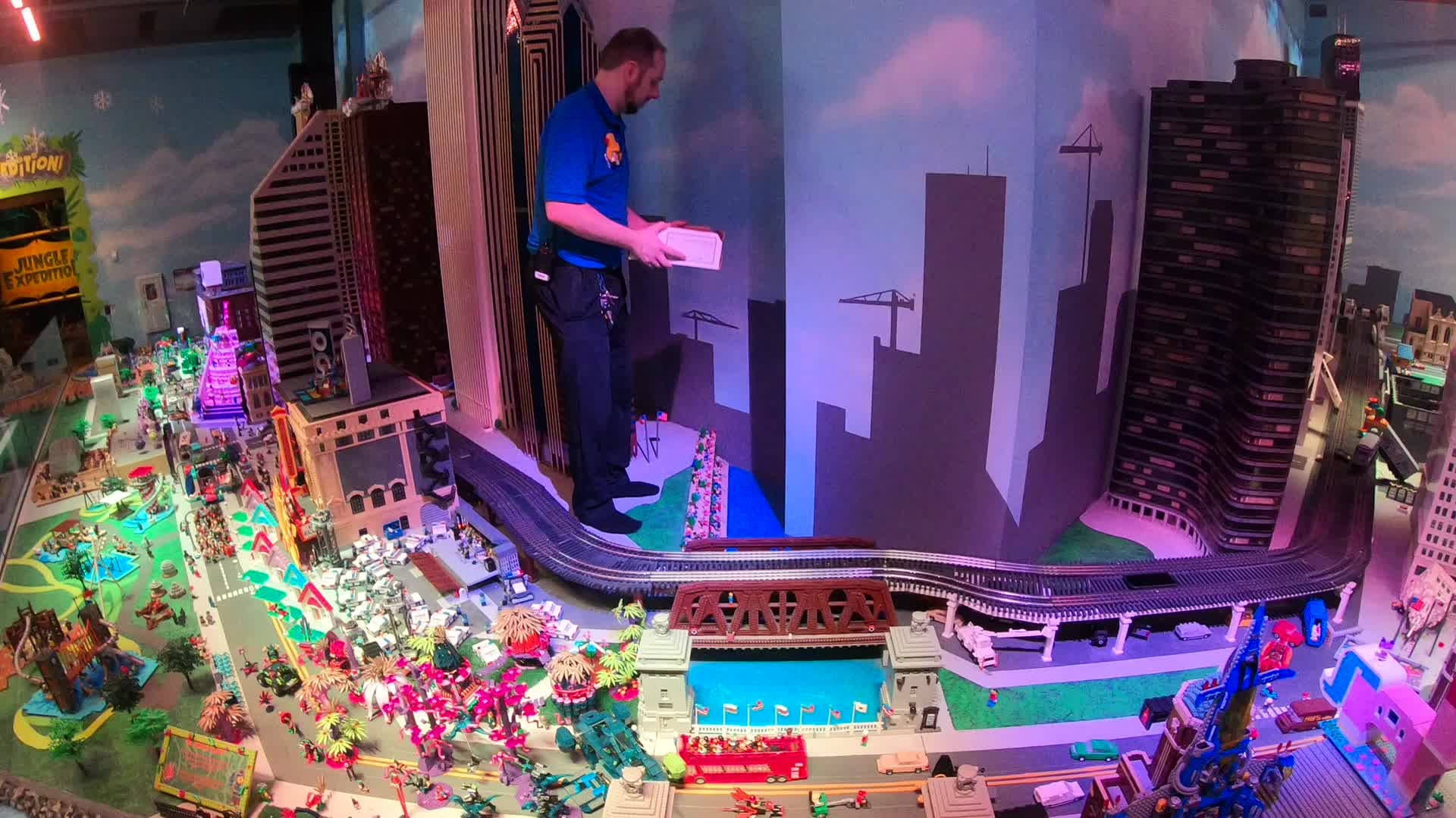 Famous green Chicago River, St. Patrick's parade recreated at LEGOLAND