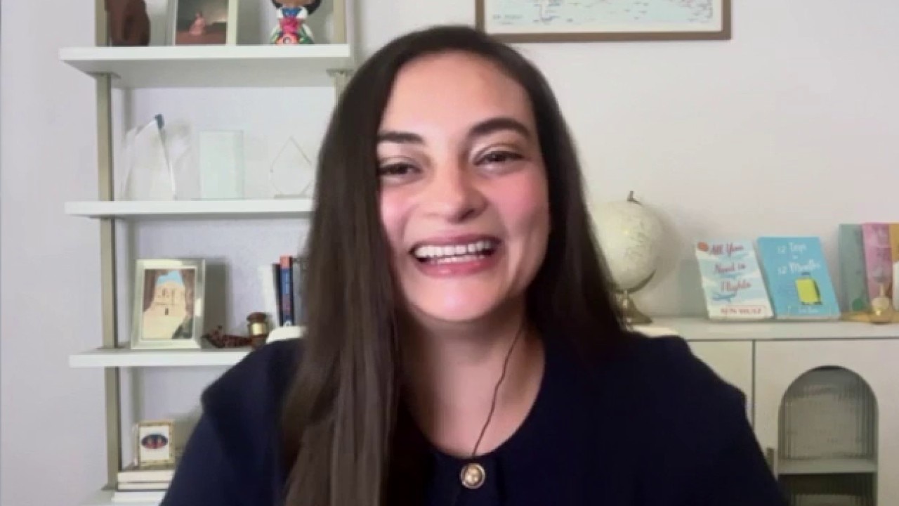 Travel Expert Jen Ruiz talks her new book, 'All You Need is Flights'