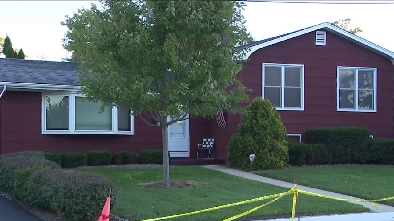 Multiple bodies pulled from home in Chicago suburb
