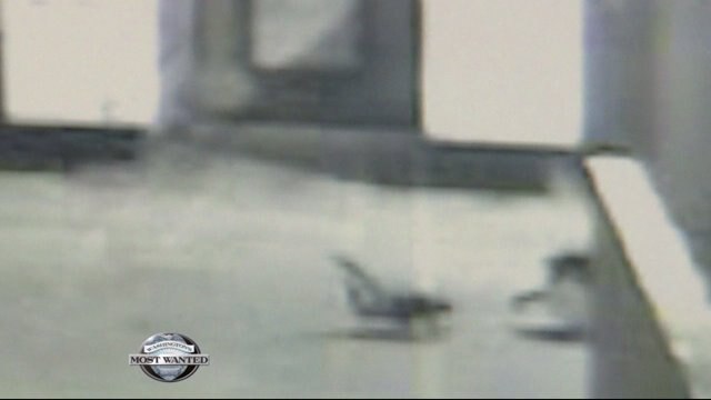 WANTED: Violent computer-stealing crooks