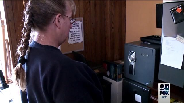 Thrift store theft in Everett