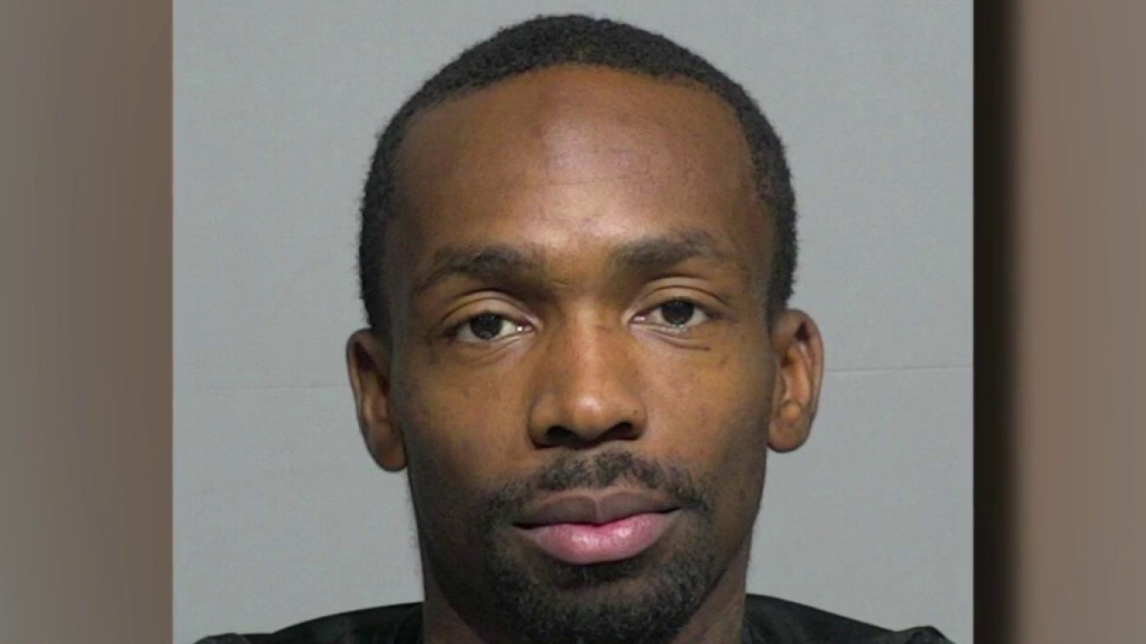 Milwaukee jail inmate accused of threatening victim, officer