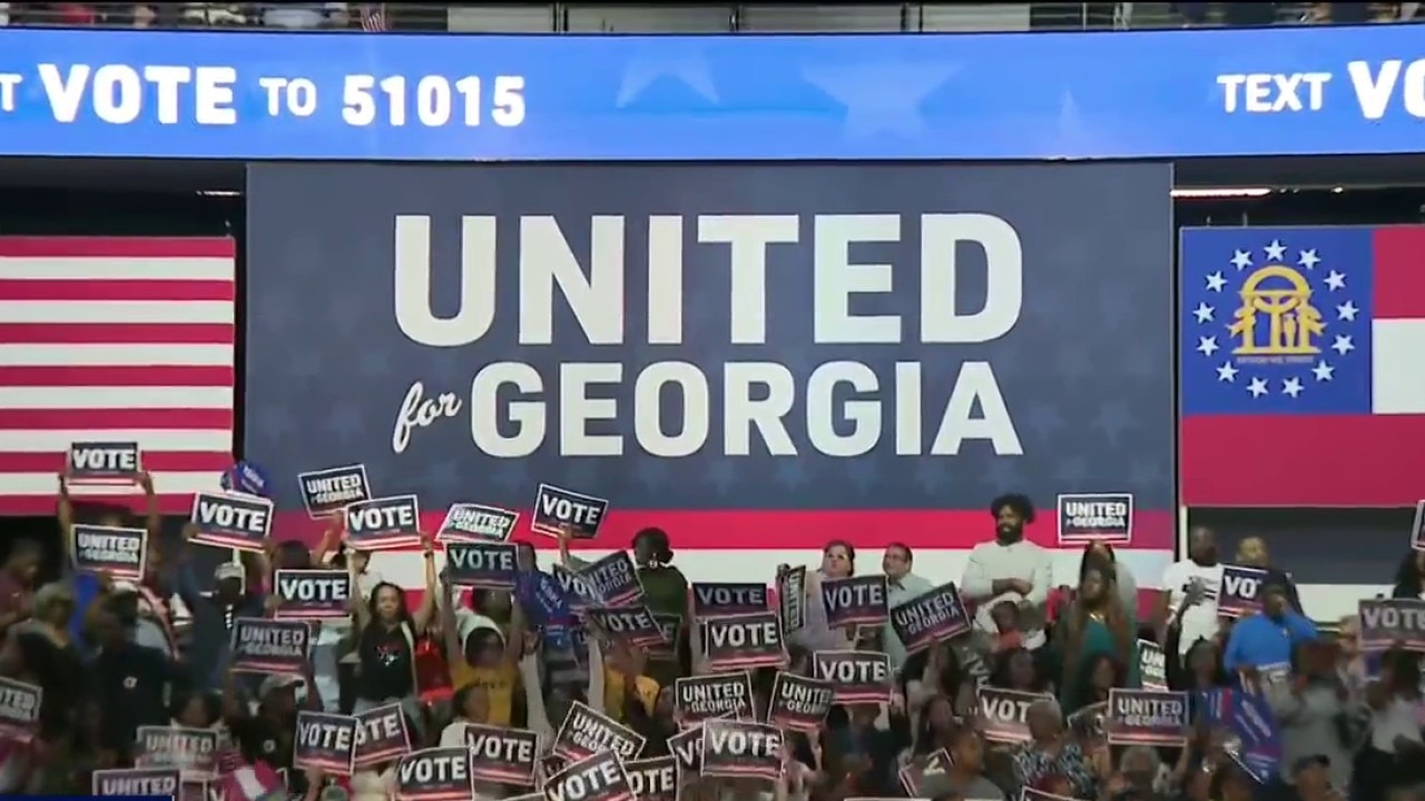 Barack Obama campaigns with Georgia Democrats at rally