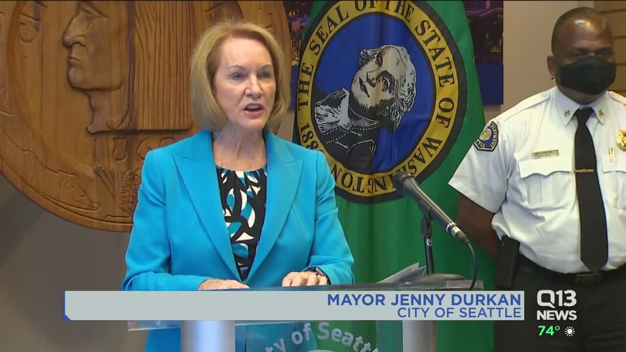 Mayor unveils more cuts to SPD; activists decry her criticism as fear-mongering