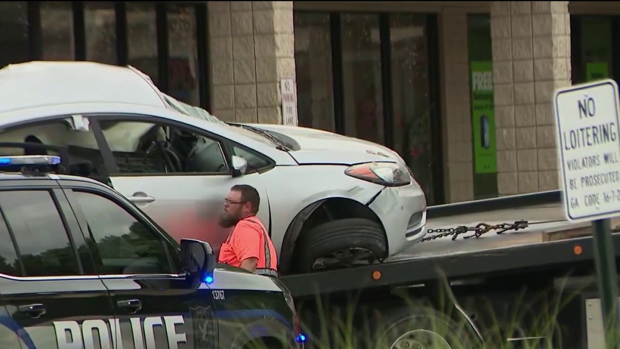 Woman dead, others injured after crash at Kroger