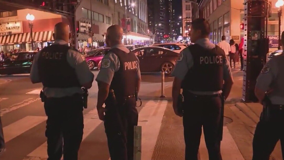 Lightfoot, Brown lay out public safety plan for Memorial Day weekend