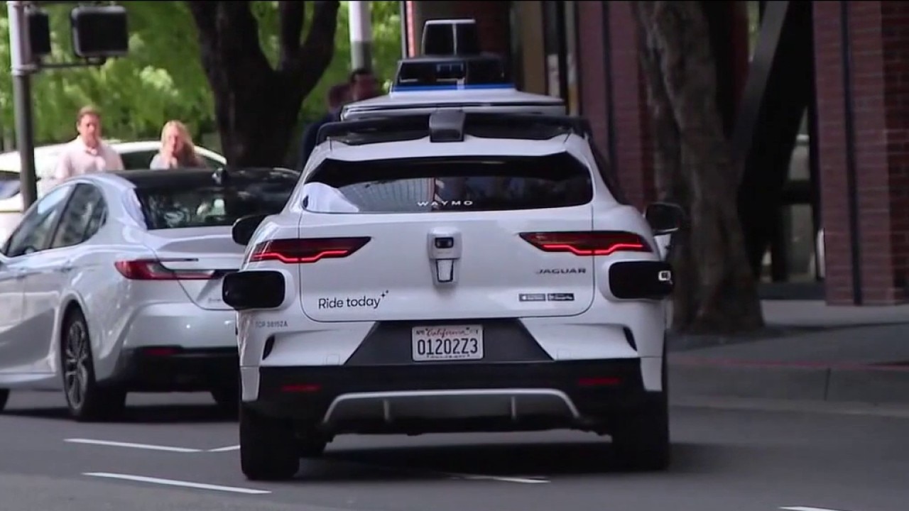 Minneapolis community concerned about Waymo