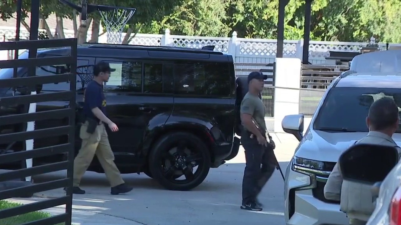 FBI searches Southern California supervisor's home