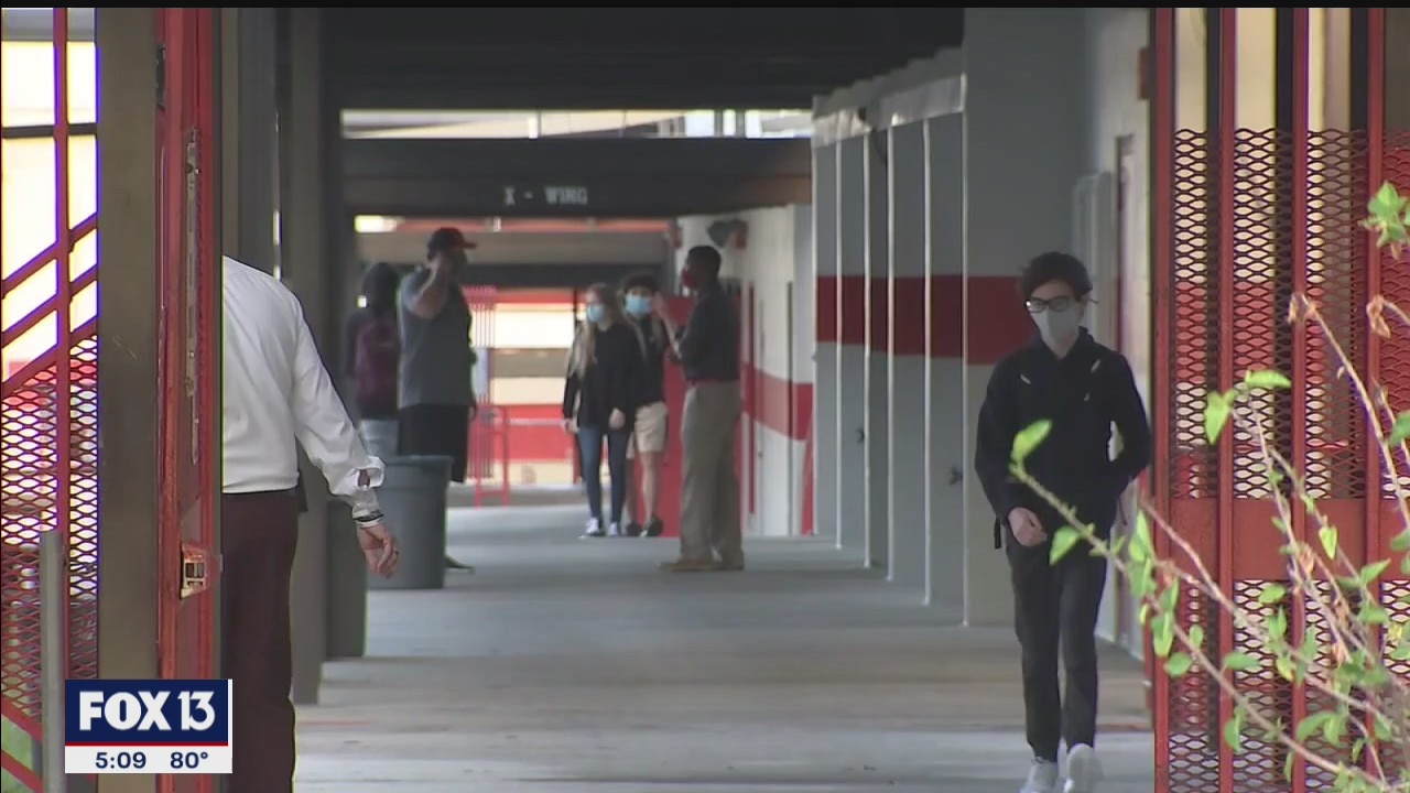 Pinellas County kids go back to school