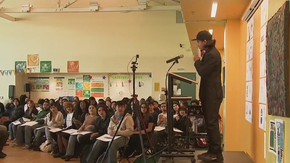 College declaration day at Oakland high school