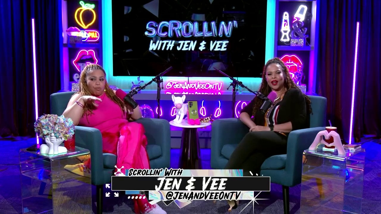 The Open-Toed Two-Man | Scrollin' With Jen & Vee