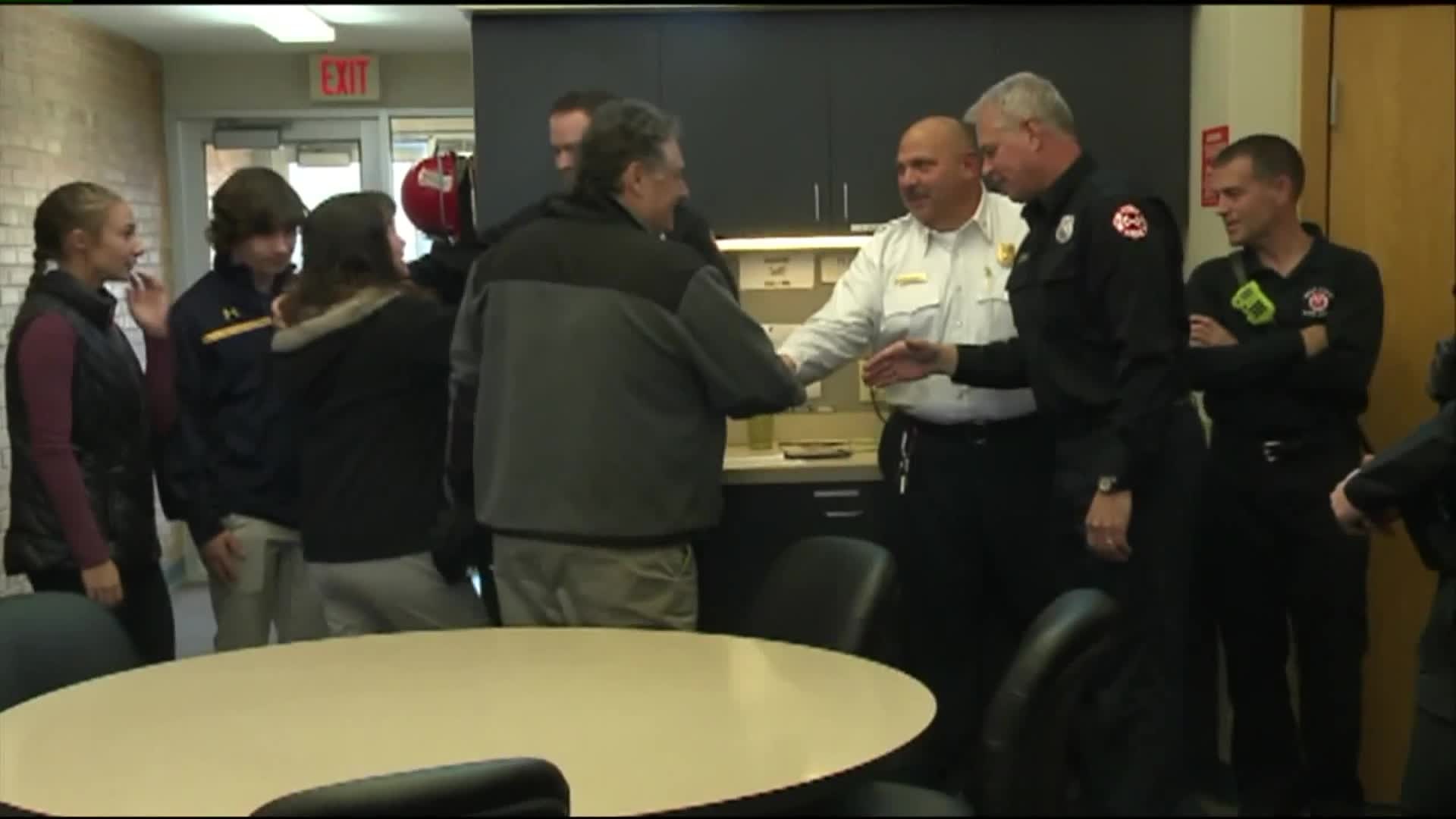 Man meets first responders