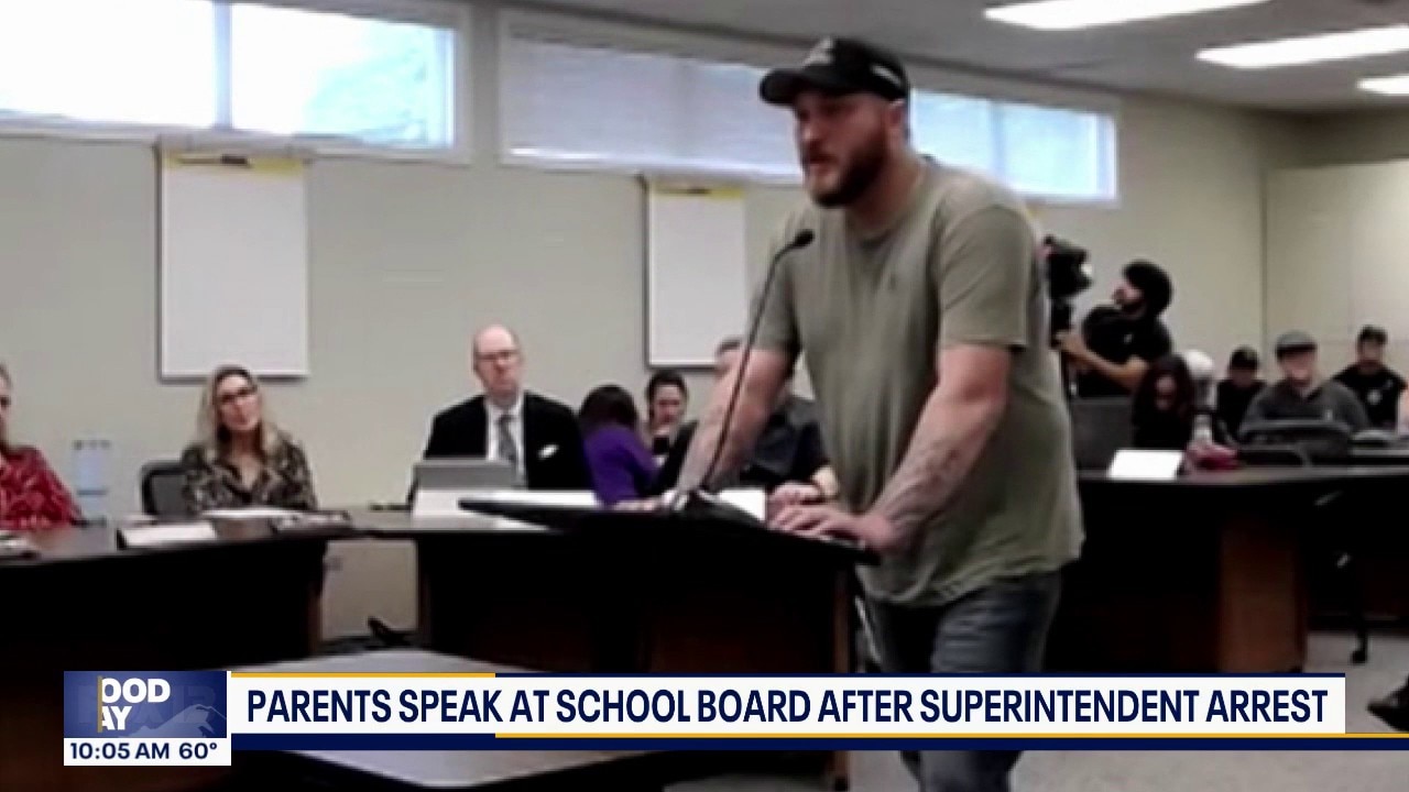 Parents speak at WA school board meeting after superintendent arrest