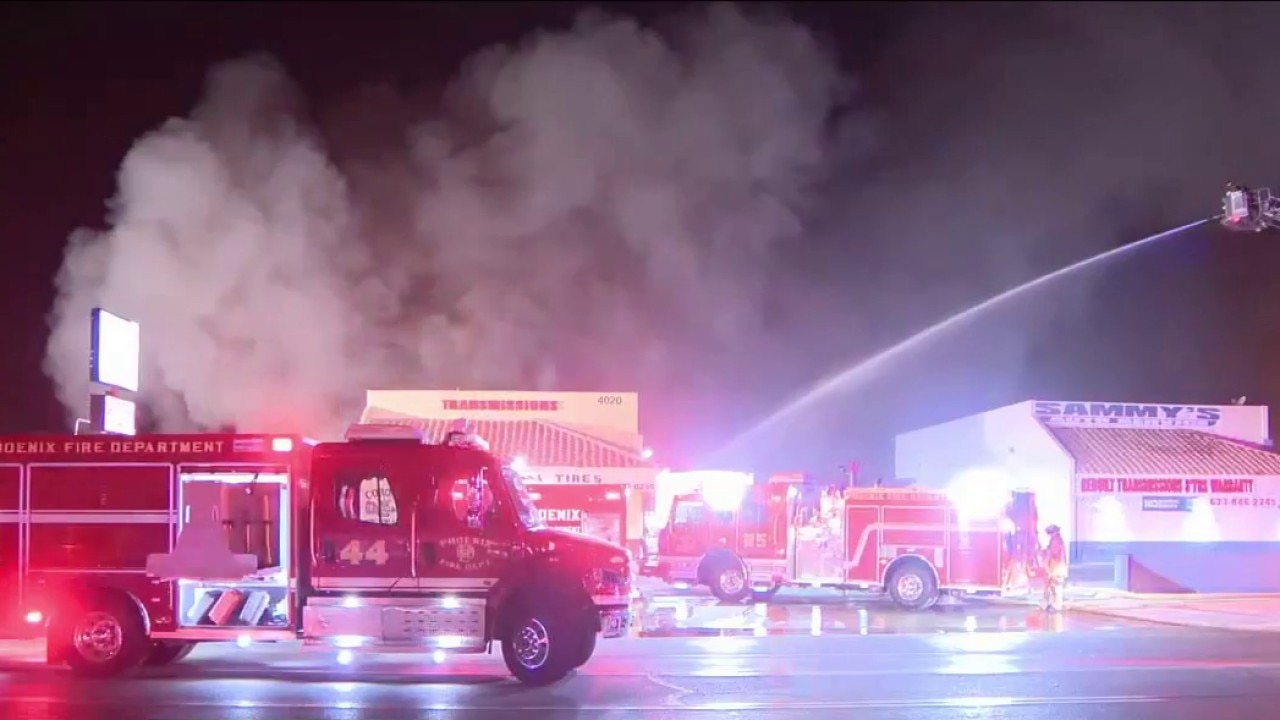 Fire crews battle tire fire in Phoenix