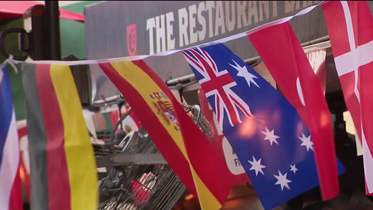 International soccer fans pack Phoenix pubs for World Cup games