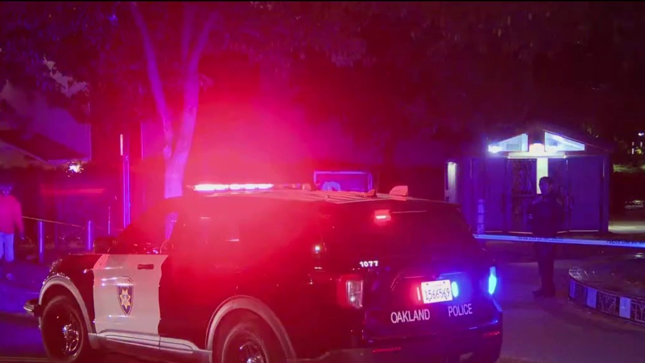 1 dead, 4 injured in series of stabbings across Oakland, suspect in custody