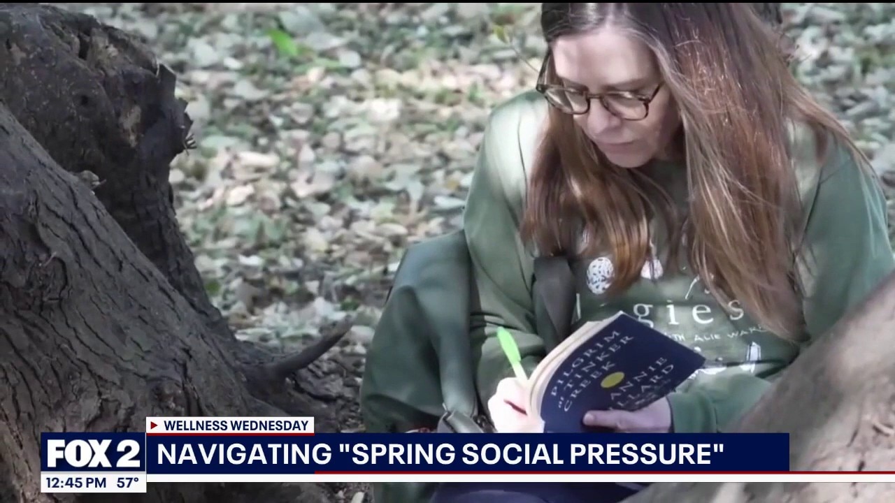 Navigating the "Spring social pressures" with Kelly Houseman