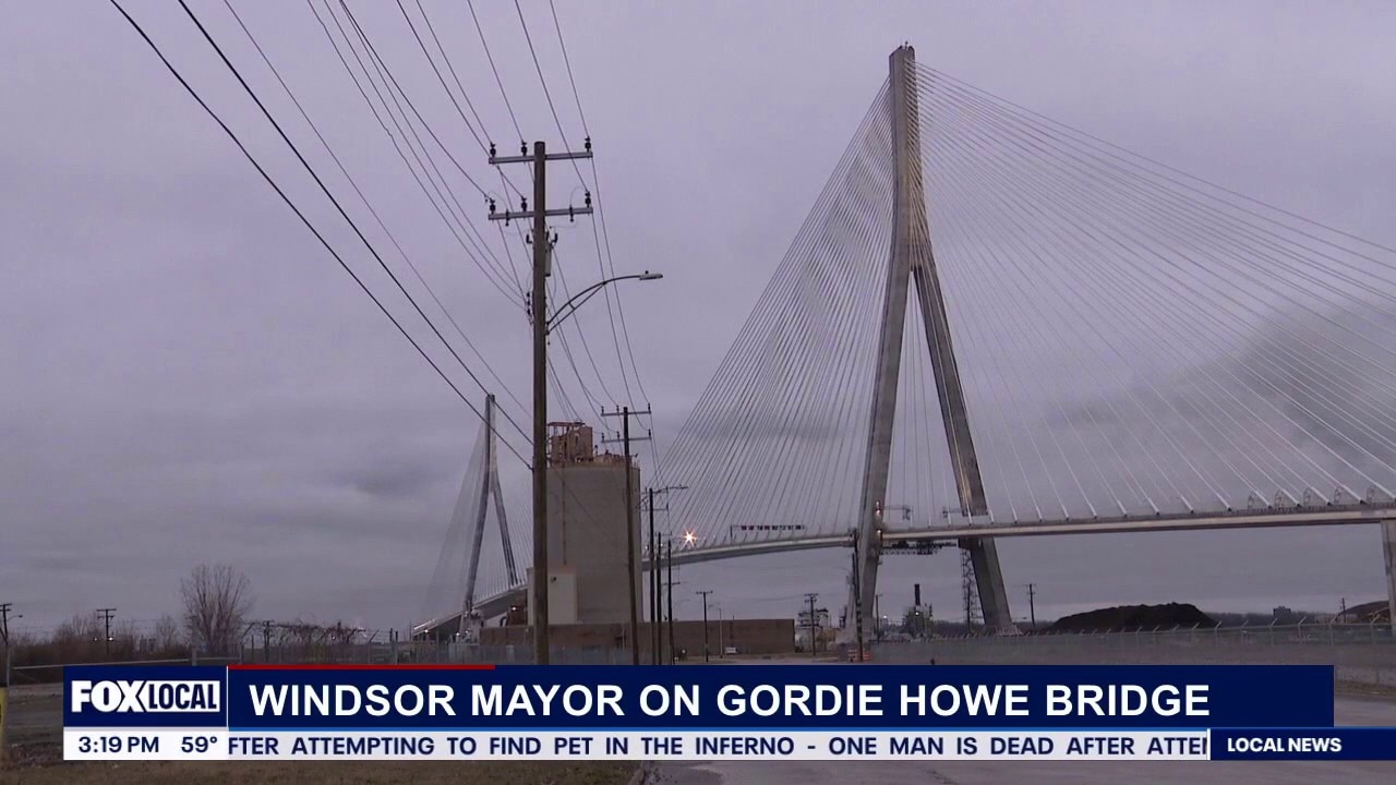 Windsor mayor says he'd rather see Gordie Howe bridge opening delayed than Canada accept 'bad deal'