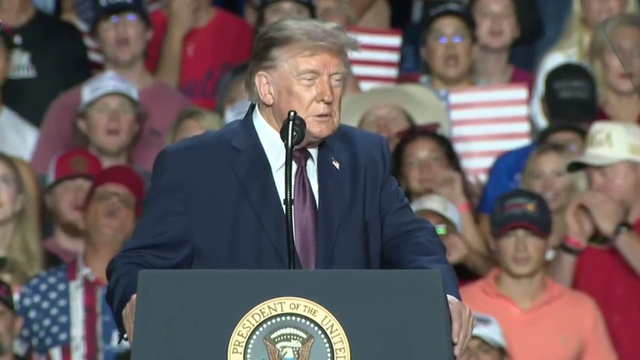 Mixed voters respond to Pres. Trump's stop in Mobile
