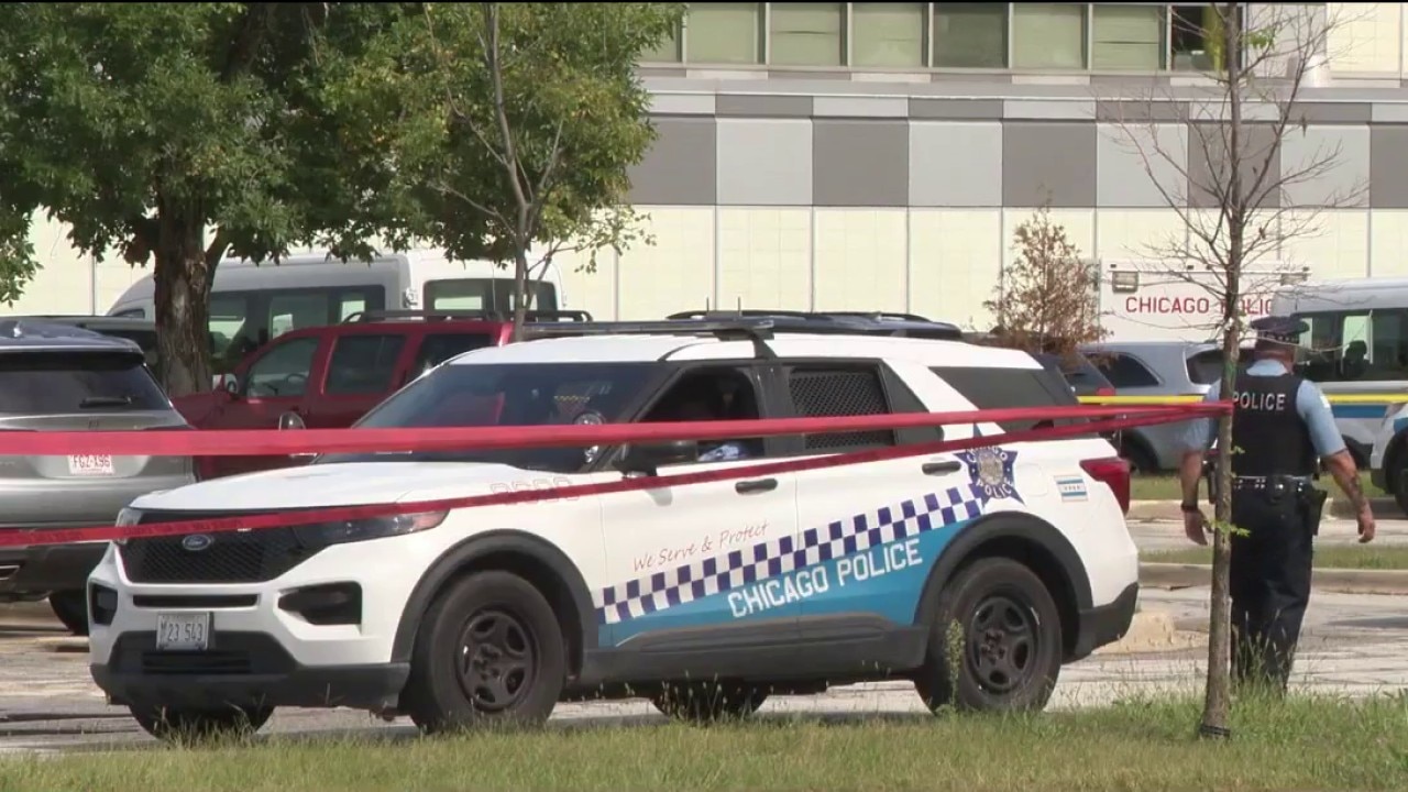 Body found in police vehicle on Chicago's South Side