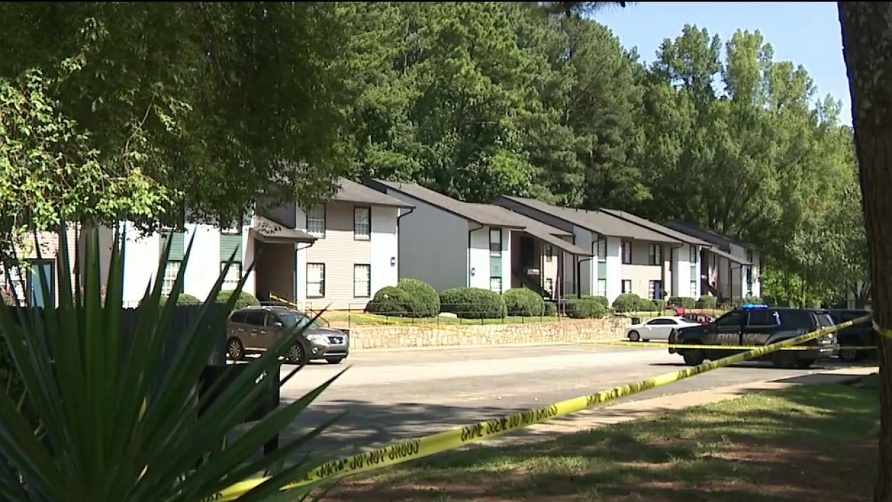 DeKalb County shooting leaves man injured