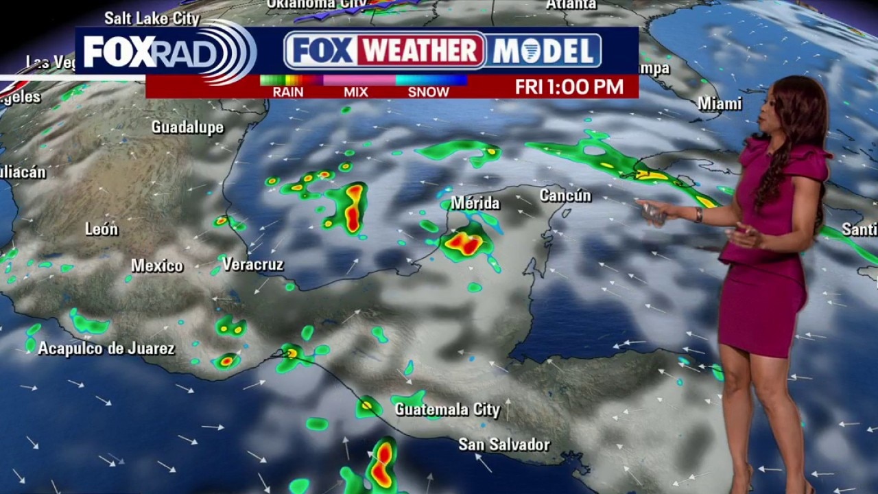Houston weather: Another warm day in the forecast for Friday