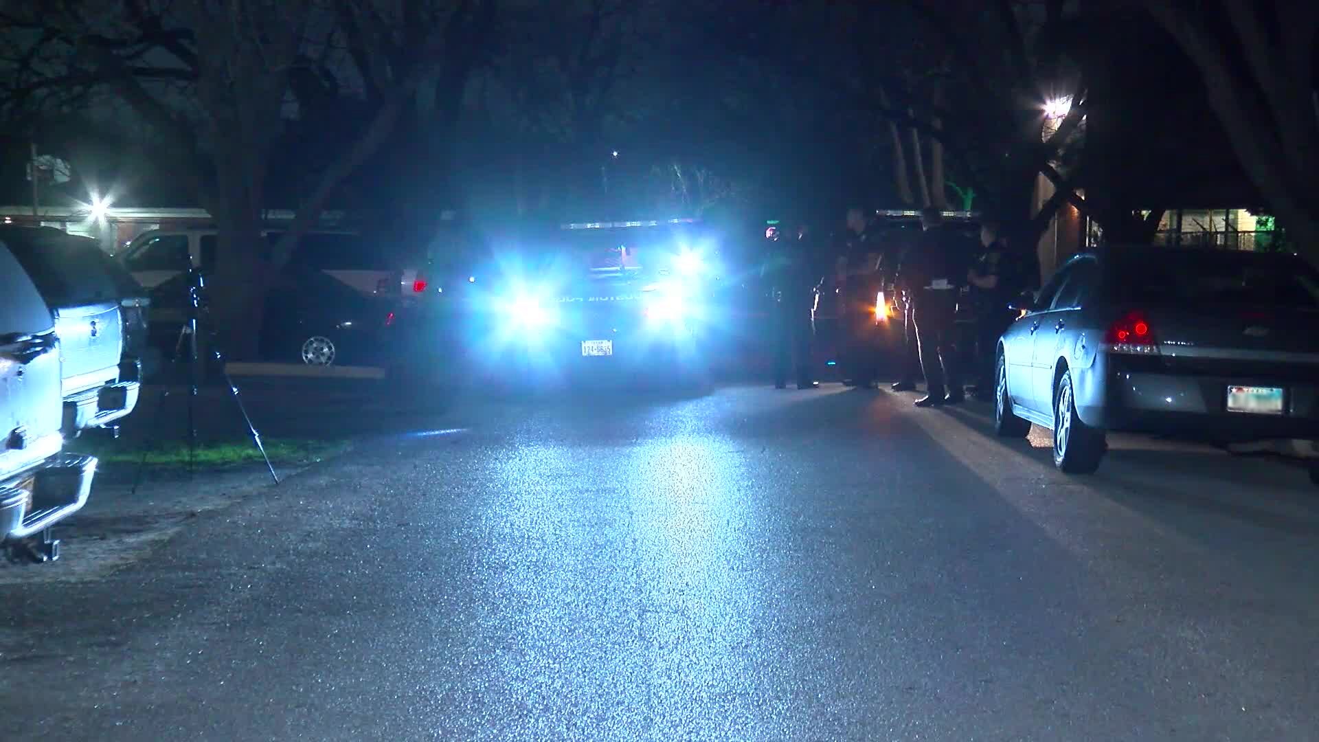 Teen shot and killed in southeast Houston